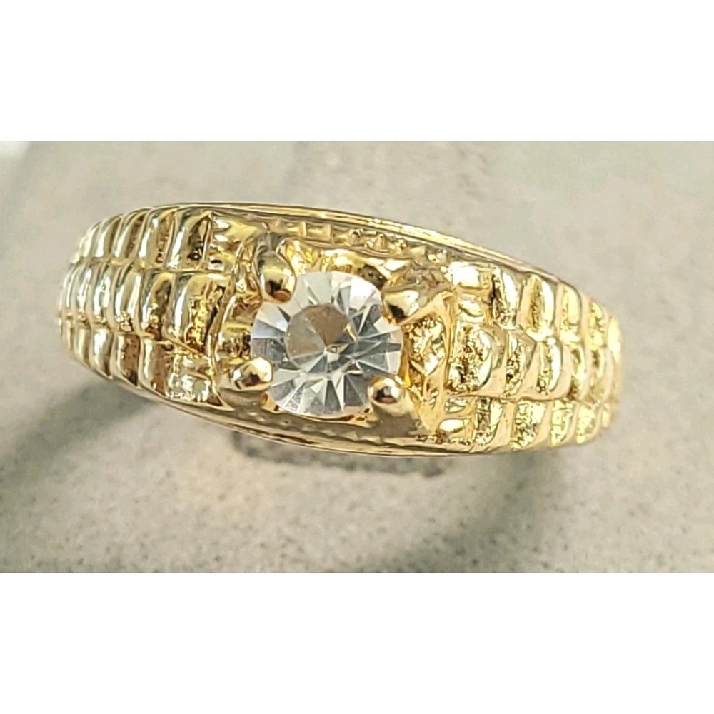 Size 6 Gold Tone Clear Crystal Solitaire Ring Ribbed Band Retro Cocktail Glam